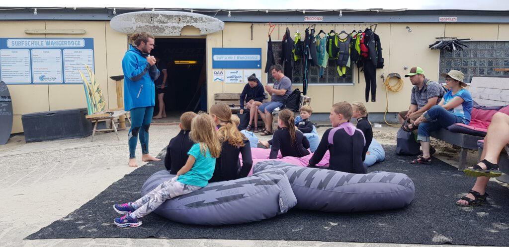 Surfkurse für Kinder und Erwachsene in der Surfschule Wangerooge