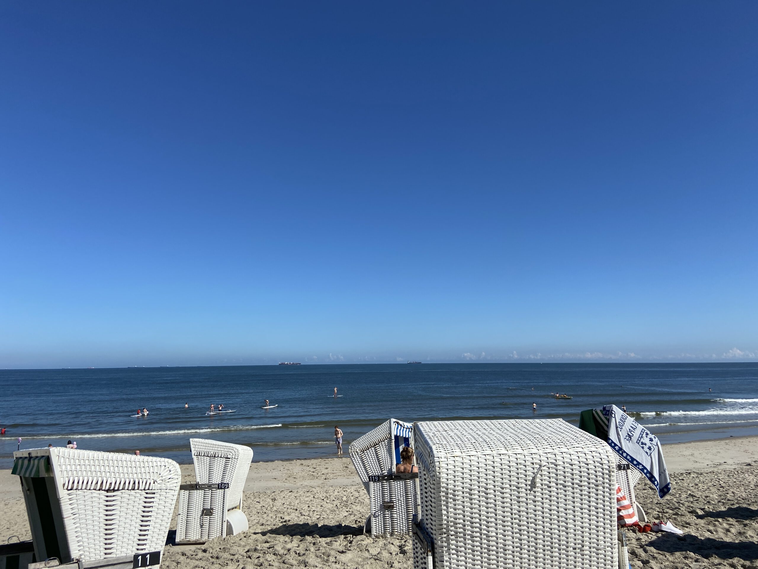 Der Strand ist nur wenige Minuten von der Ferienwohnung DECK 7 auf Wangerooge entfernt